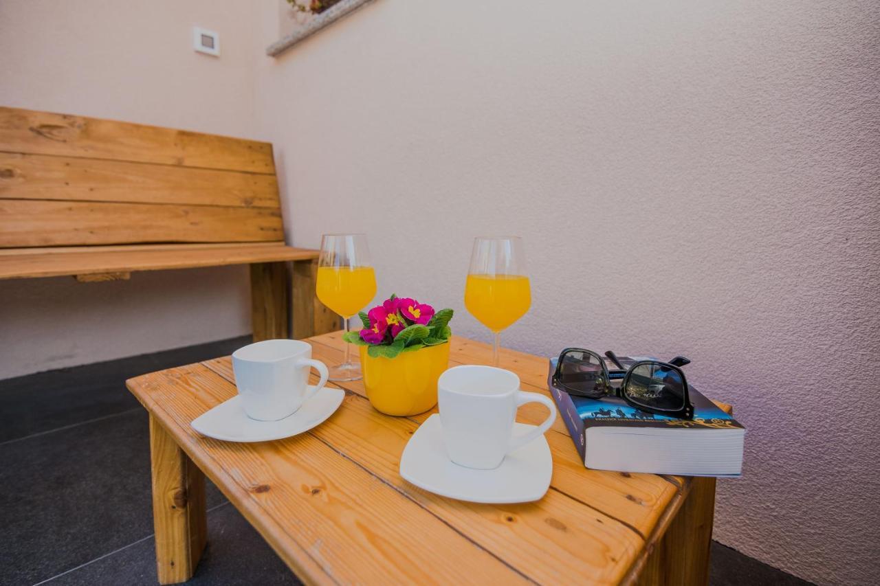 Lovely Apartment M&K In Peaceful Area - ซาดาร์ ภายนอก รูปภาพ
