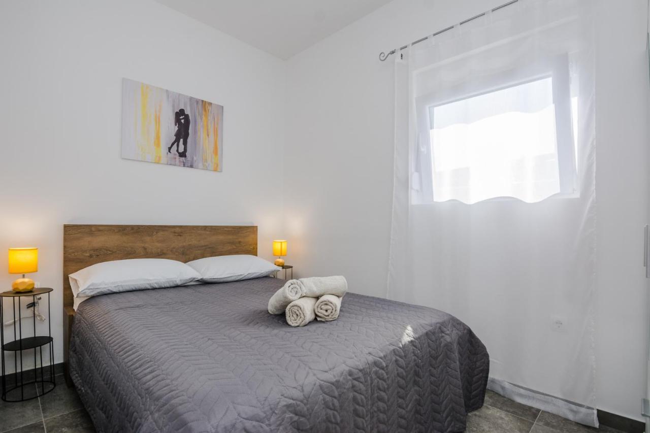 Lovely Apartment M&K In Peaceful Area - ซาดาร์ ภายนอก รูปภาพ