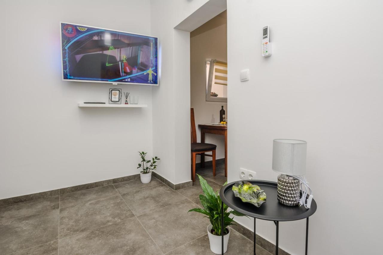 Lovely Apartment M&K In Peaceful Area - ซาดาร์ ภายนอก รูปภาพ