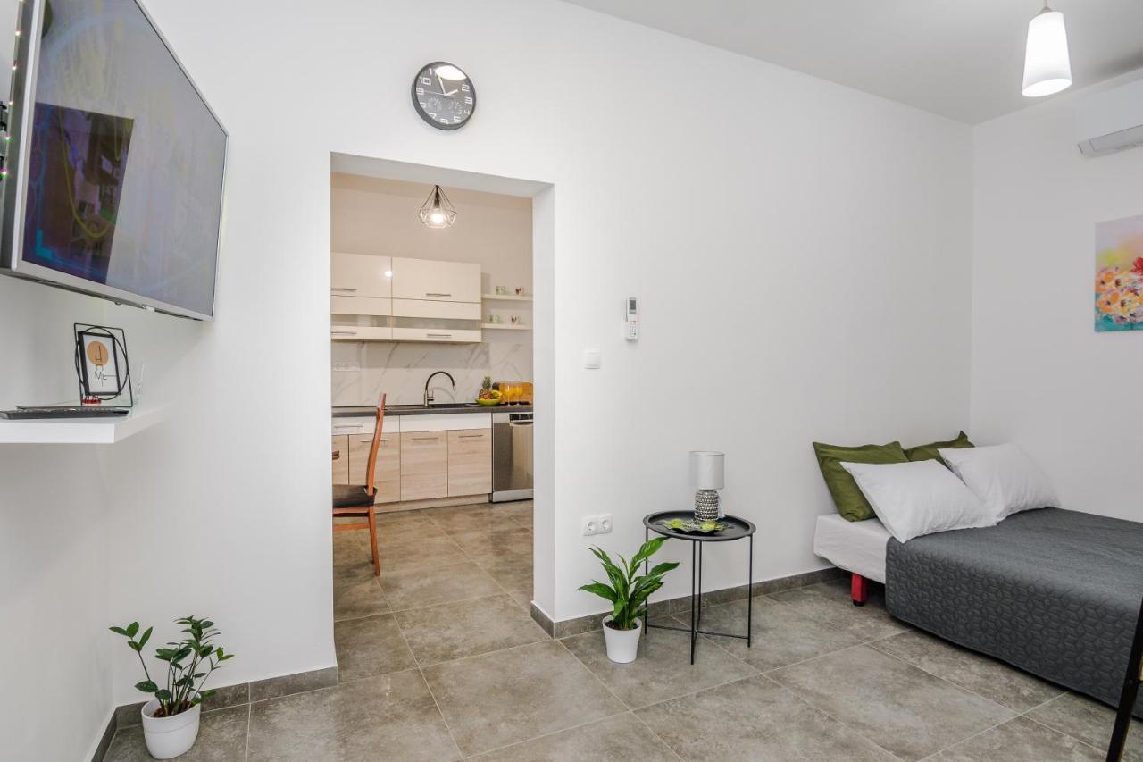 Lovely Apartment M&K In Peaceful Area - ซาดาร์ ภายนอก รูปภาพ